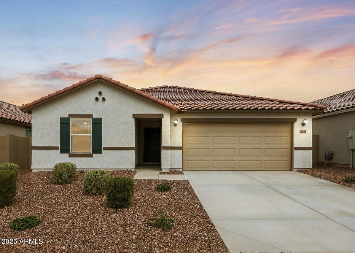 17652 W Gambit Tr., Surprise, AZ 85387