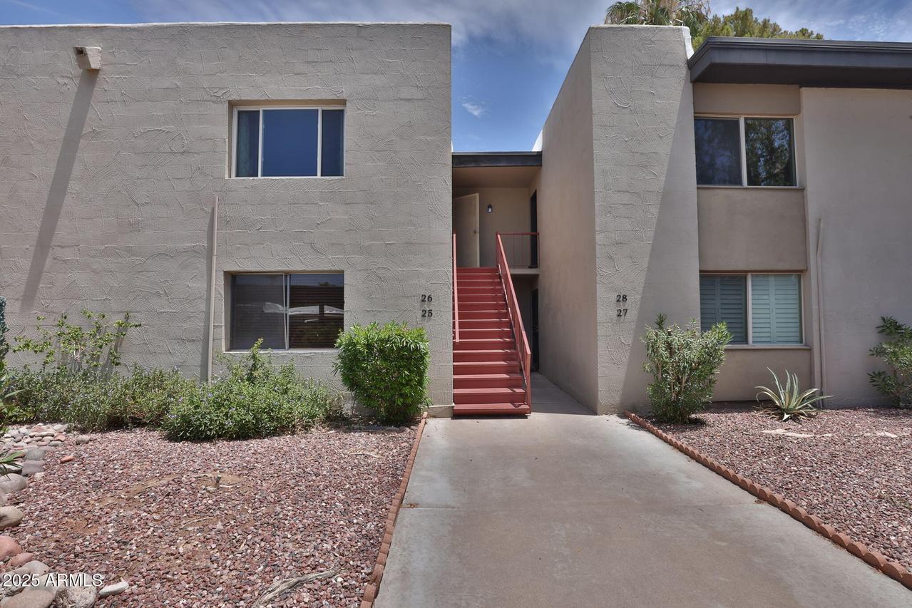 4201 E Camelback Rd. #25, Phoenix, AZ 85018