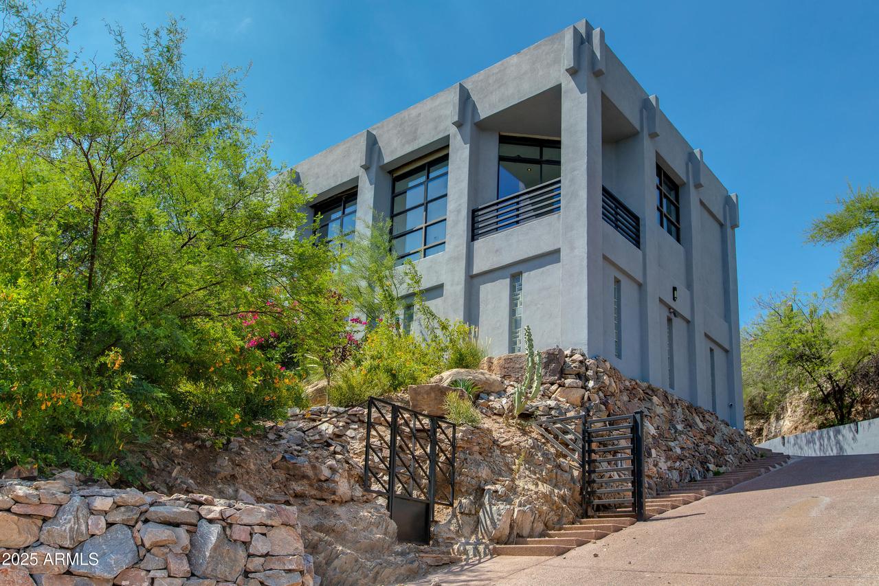 4228 E Highlands Dr., Paradise Valley, AZ 85253