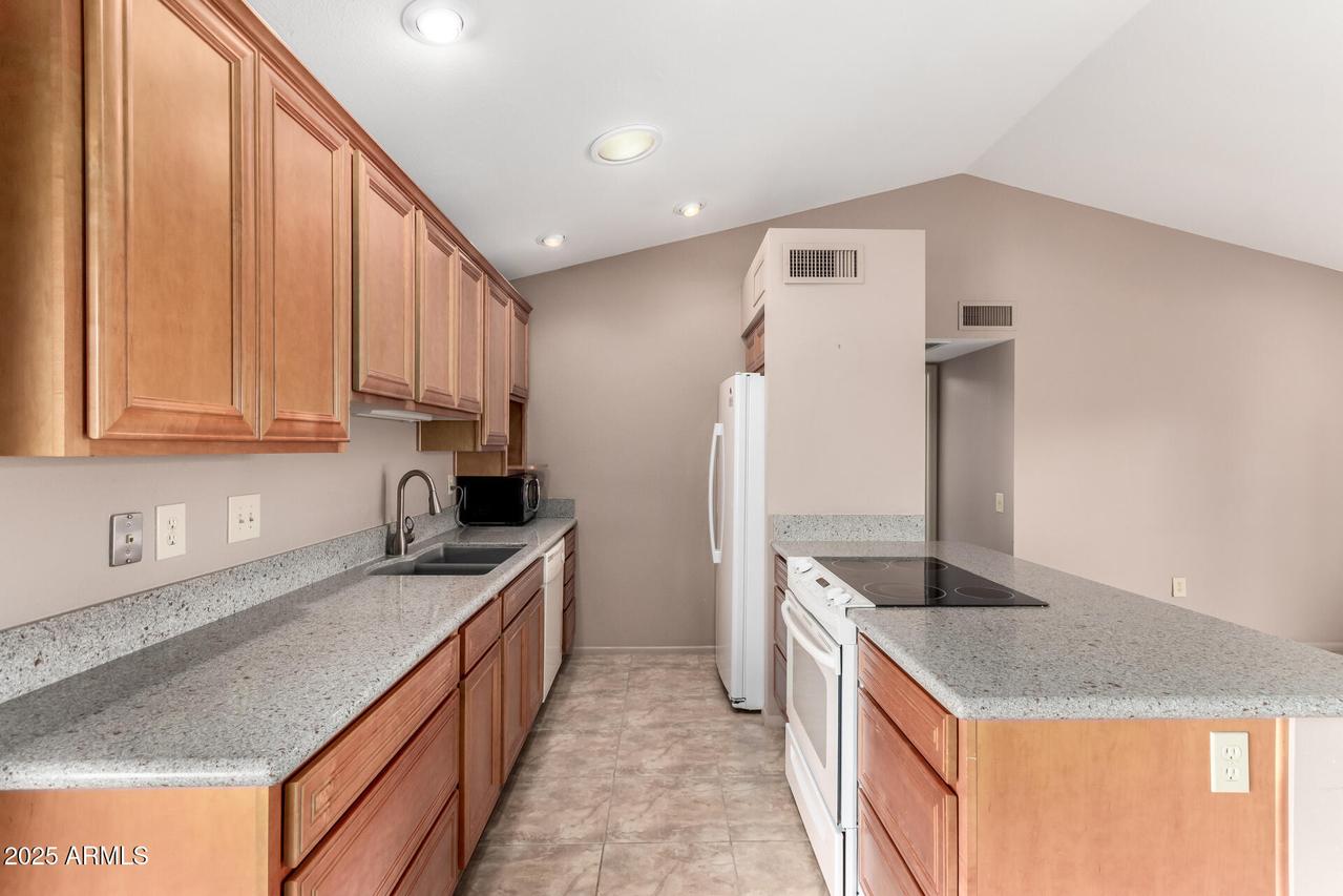 14650 W Antelope Dr., Sun City West, AZ 85375
