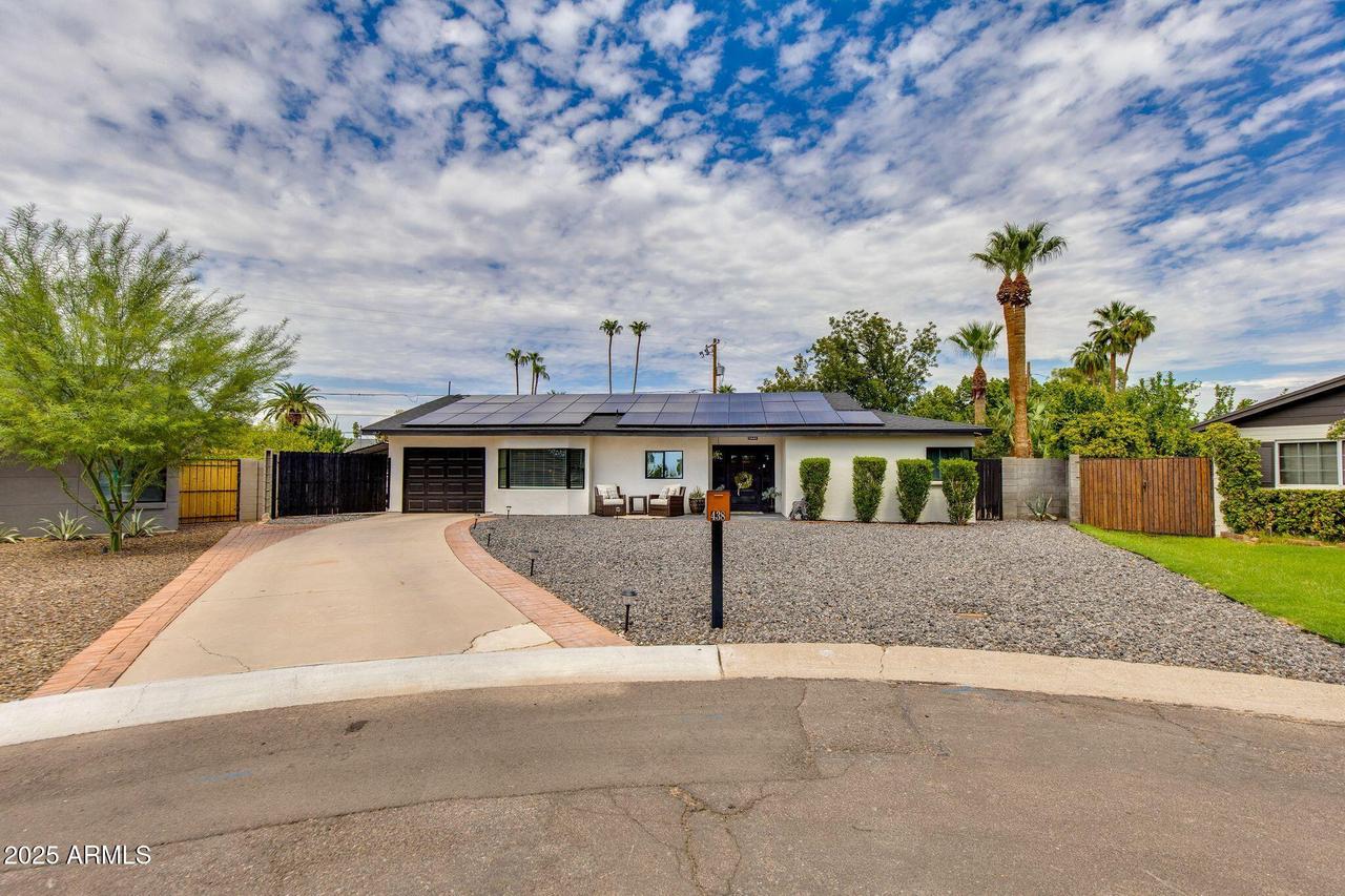 438 W Harmont Dr., Phoenix, AZ 85021