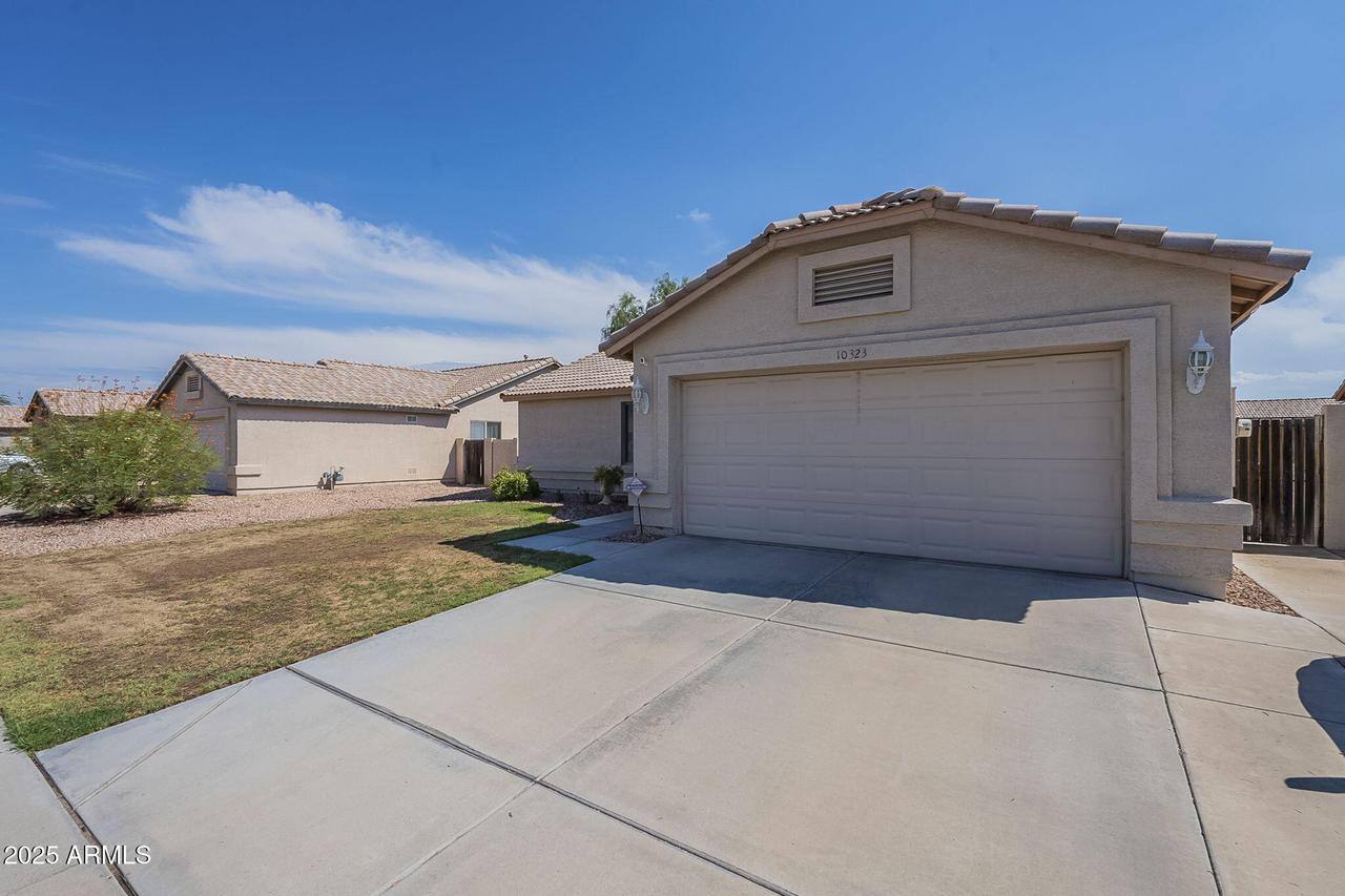 10323 W Windsor Blvd., Glendale, AZ 85307
