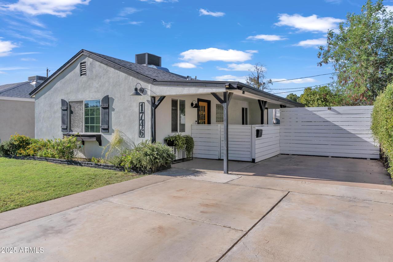 1746 W Glenrosa Ave., Phoenix, AZ 85015