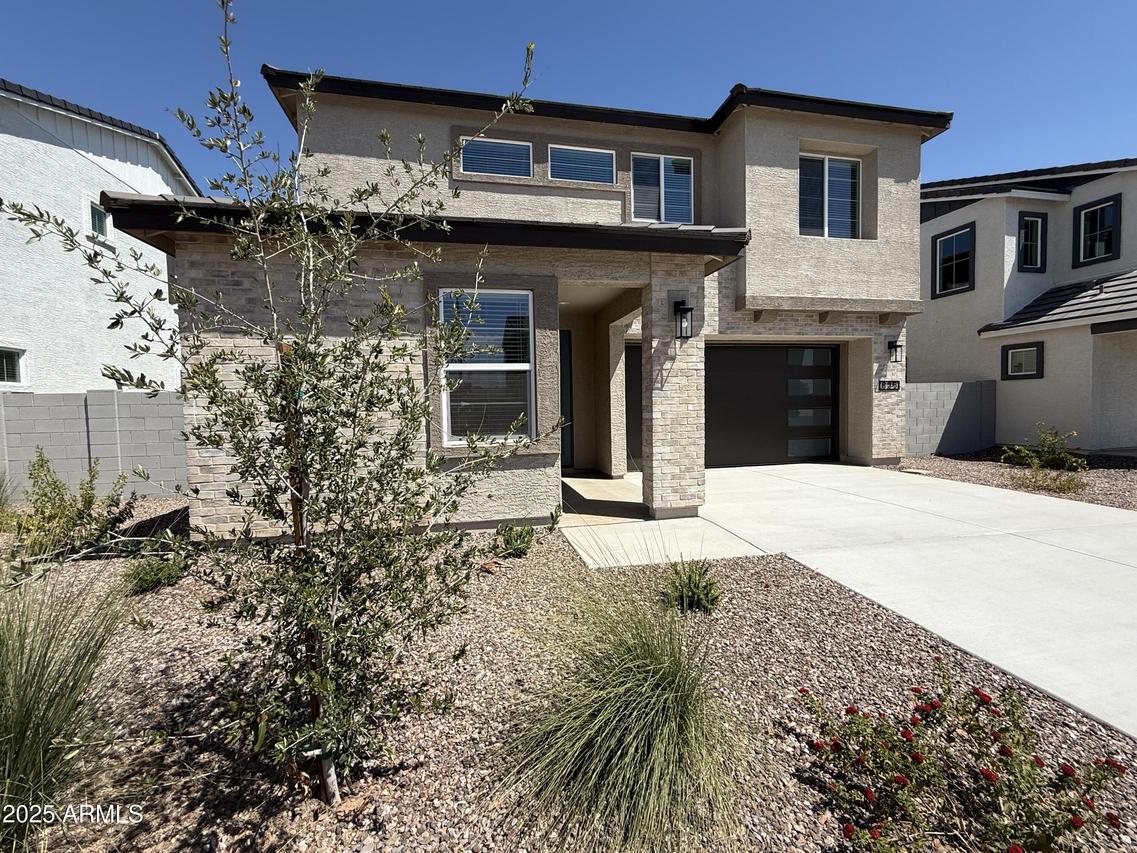 635 N Vine St., Chandler, AZ 85225