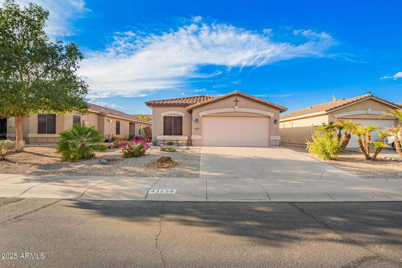 43658 W Rio Grande Dr., Maricopa, AZ 85138