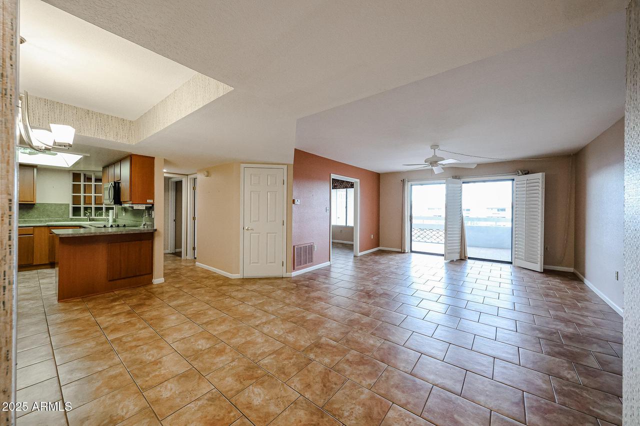 17404 N 99th Ave. #315, Sun City, AZ 85373