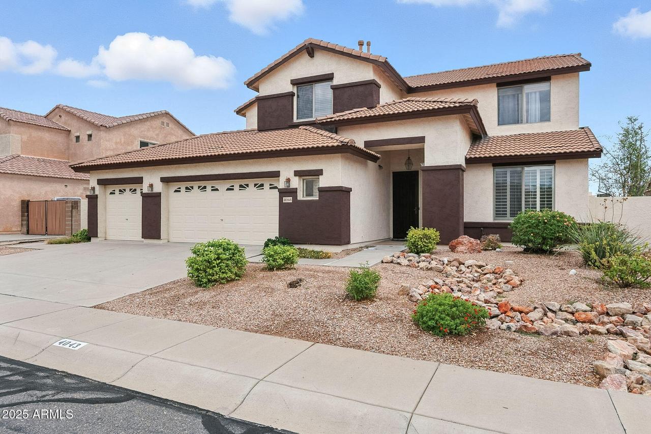 4043 W Aire Libre Ave., Phoenix, AZ 85053