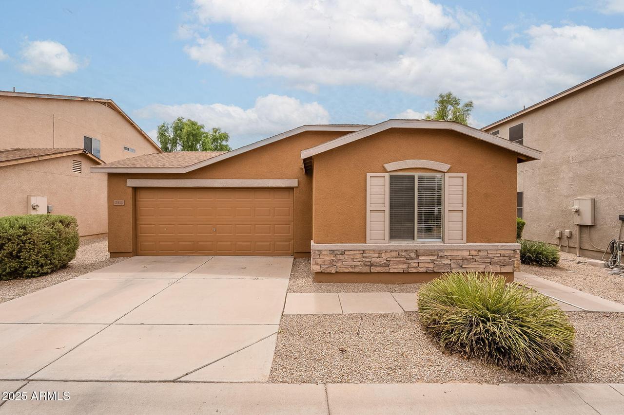 2311 E Meadow Point Way, San Tan Valley, AZ 85140