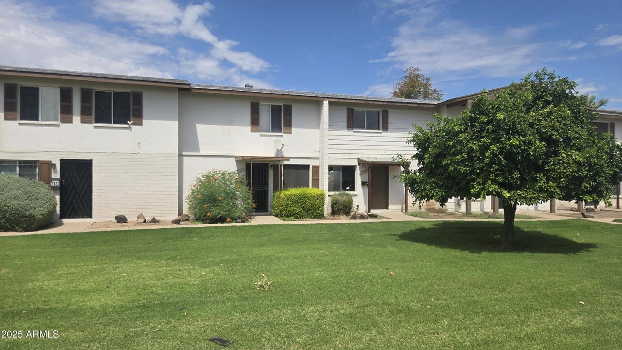 7131 W Hazelwood St., Phoenix, AZ 85033