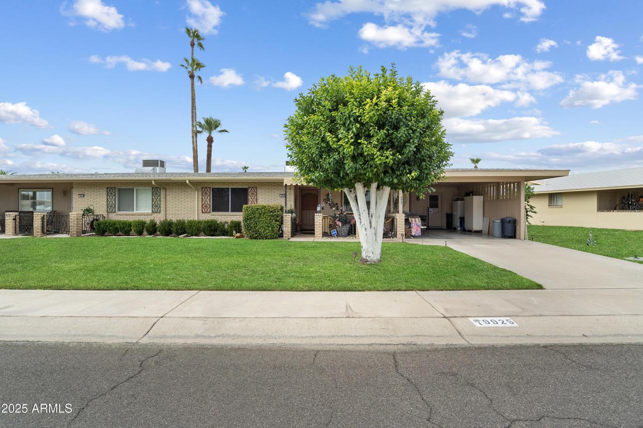 9925 W Mountain View Rd., Sun City, AZ 85351