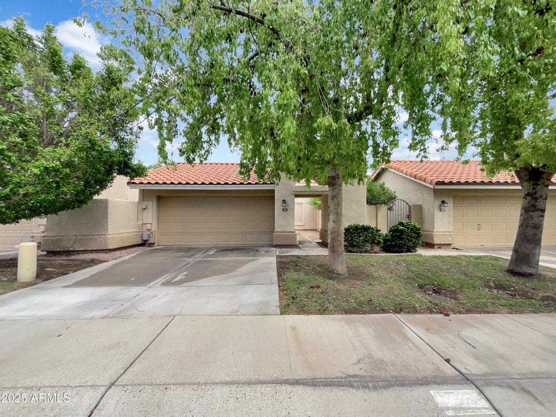 334 W Lodge Dr., Tempe, AZ 85283