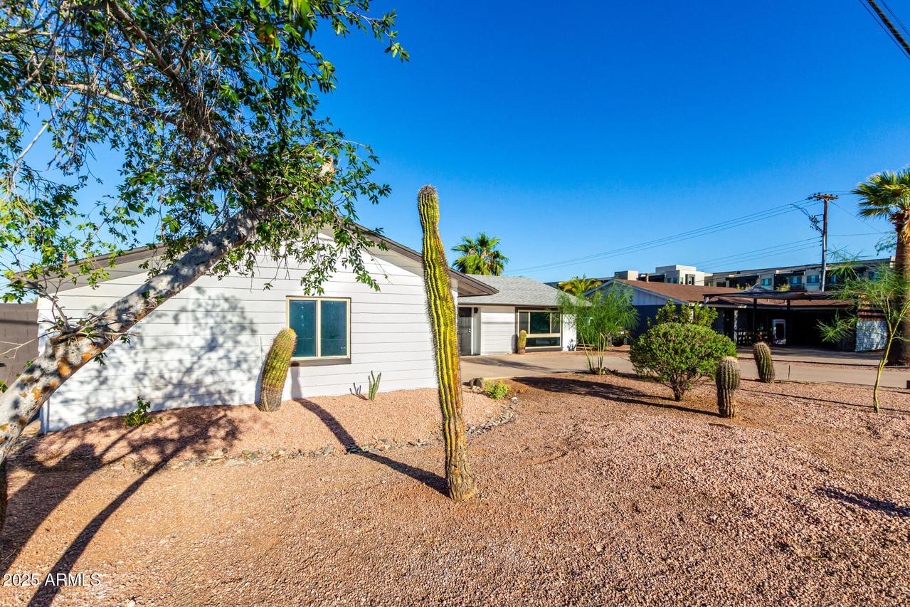 1845 N 64th St., Scottsdale, AZ 85257