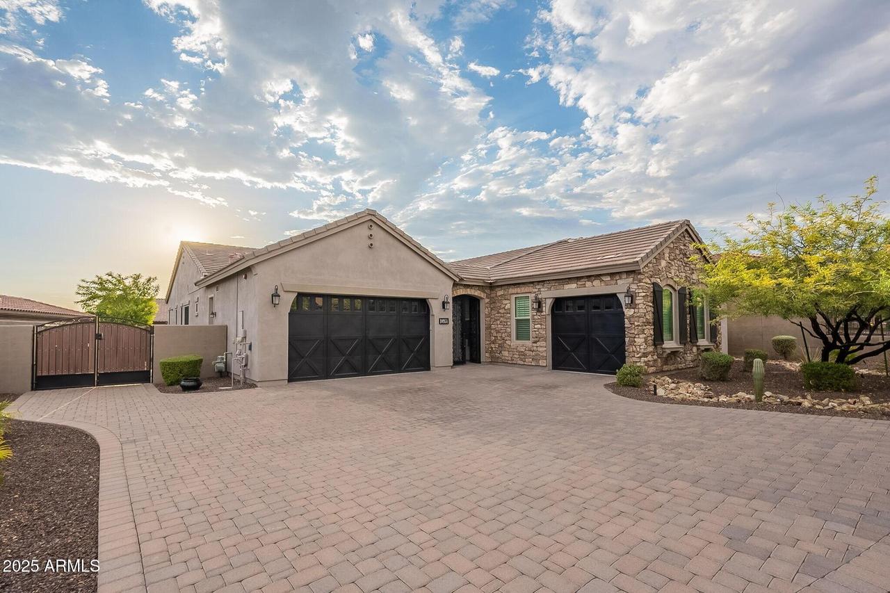 10958 N 137th St., Scottsdale, AZ 85259