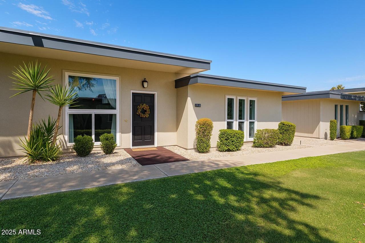 13055 N 100th Dr., Sun City, AZ 85351