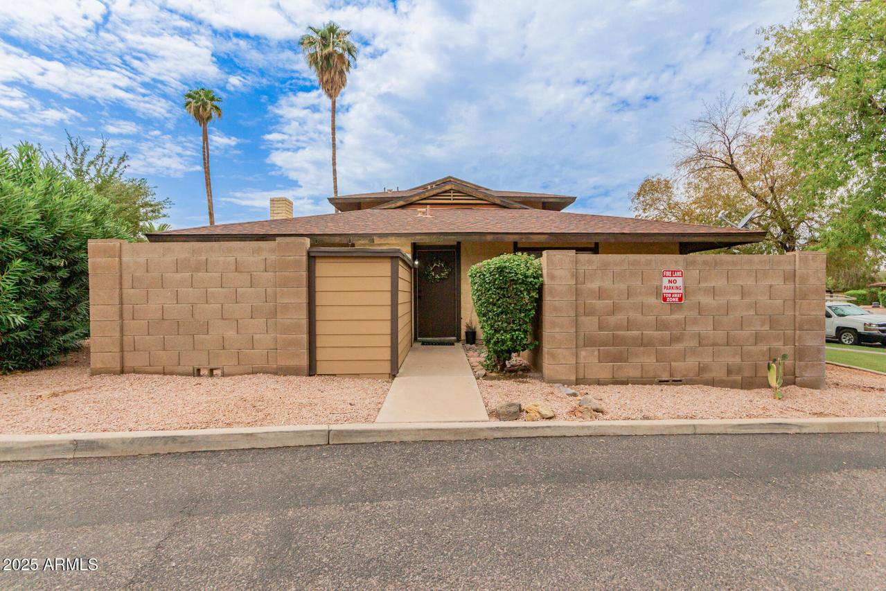 1625 W Village Way, Tempe, AZ 85282