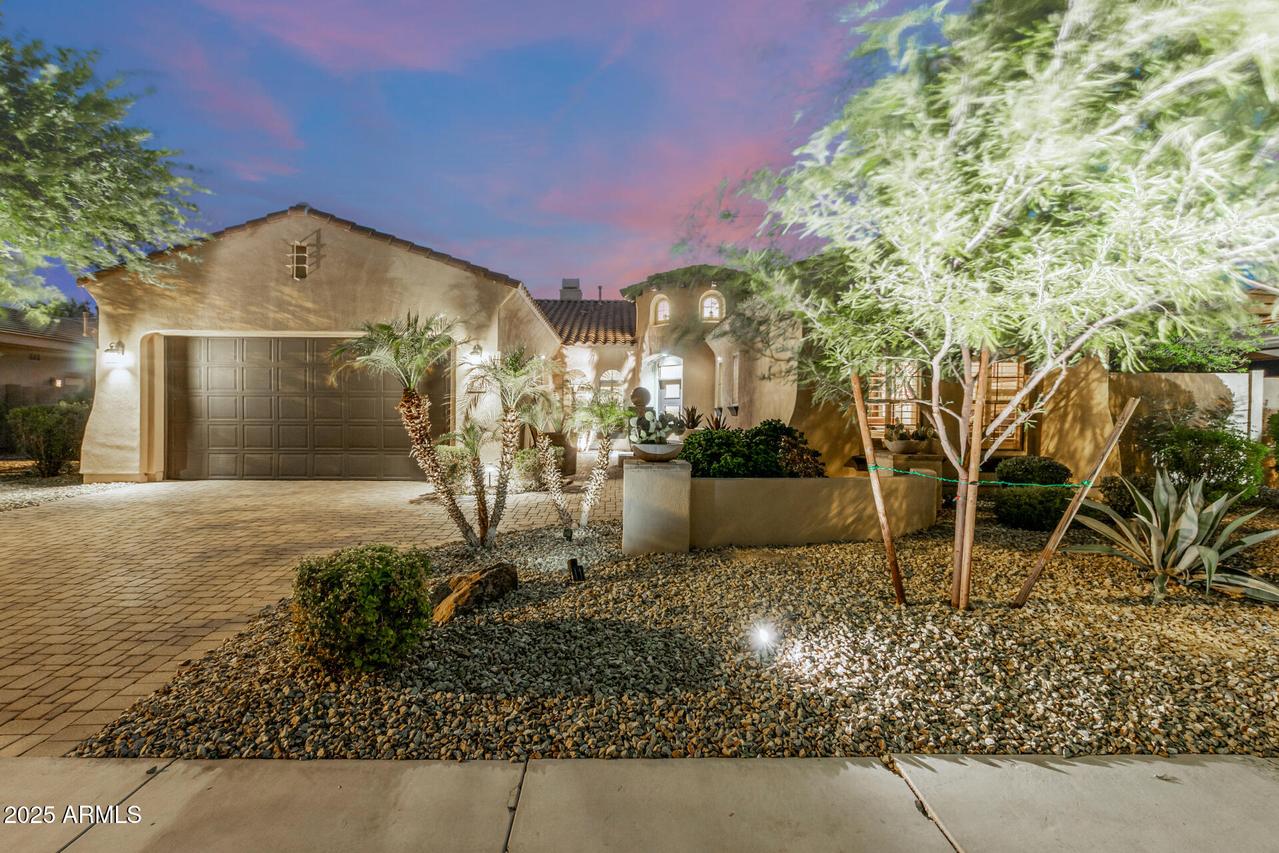 2266 N 157th Dr., Goodyear, AZ 85395