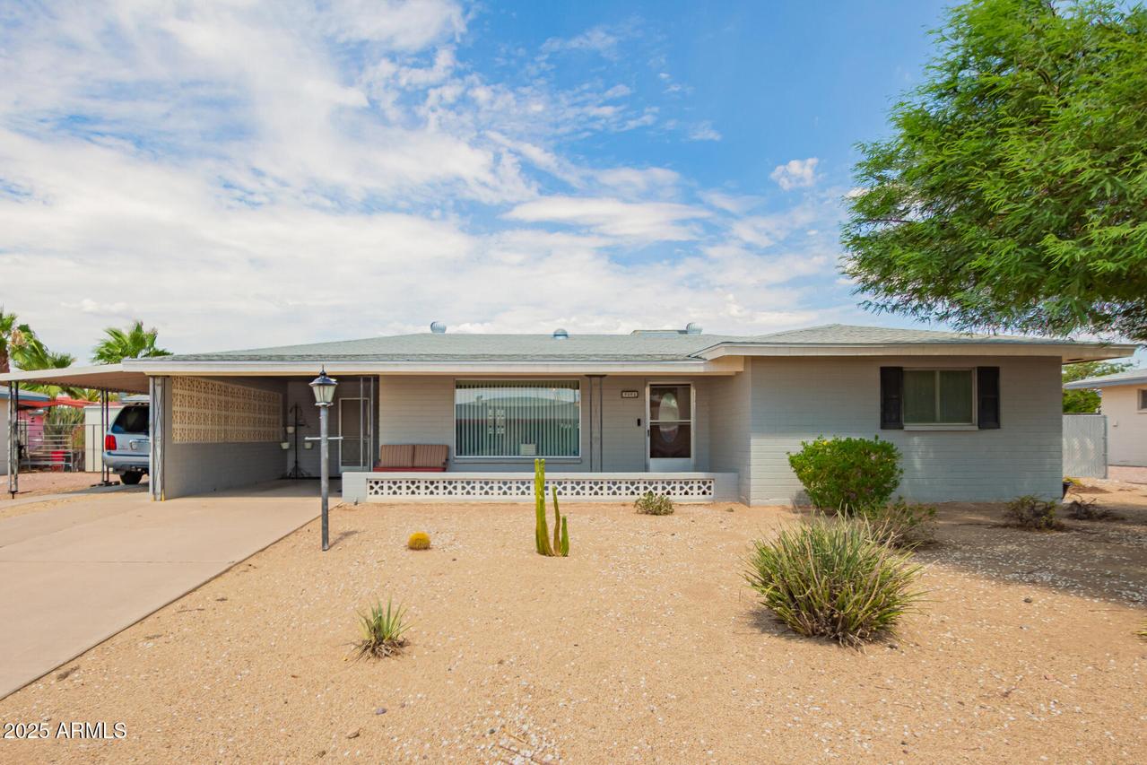 5252 E Des Moines St., Mesa, AZ 85205
