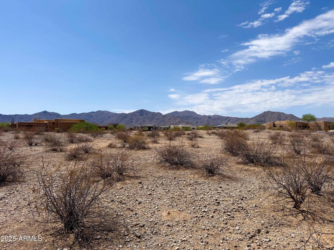 19218 W Alice Ct. #86, Waddell, AZ 85355
