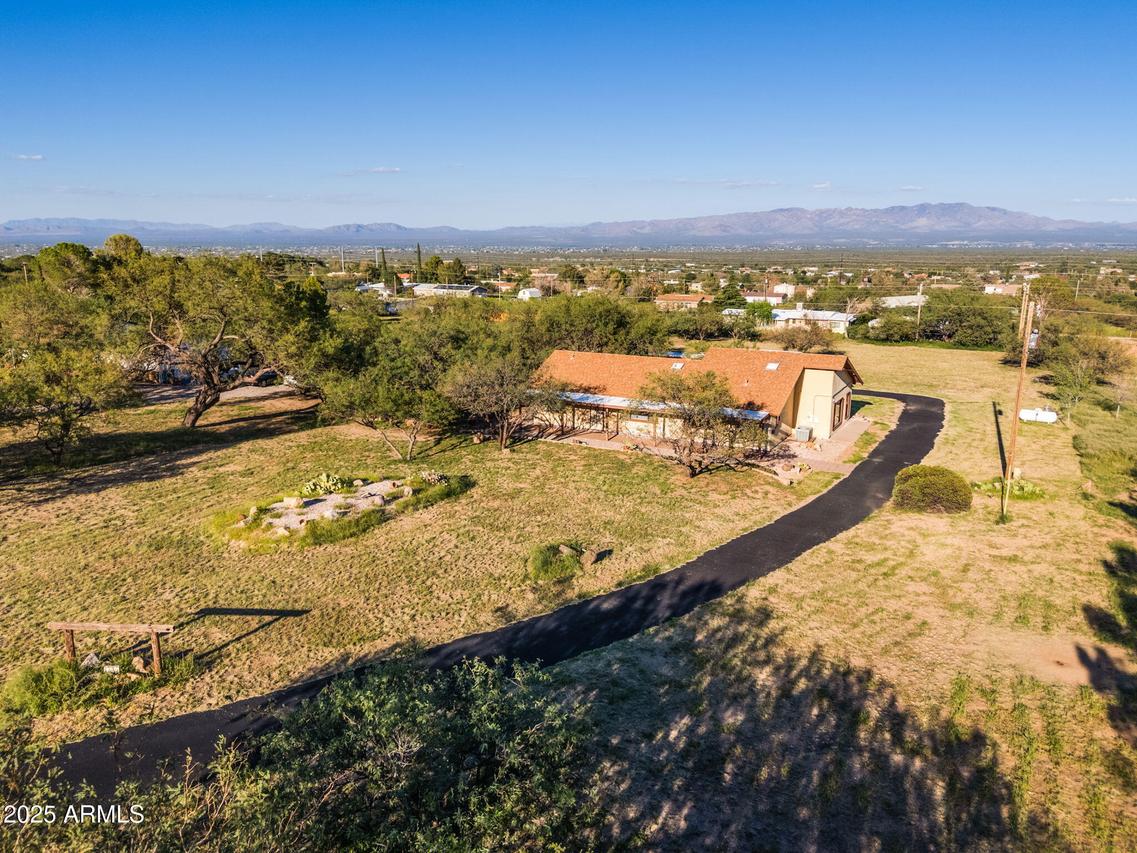 8015 S High Rd., Hereford, AZ 85615