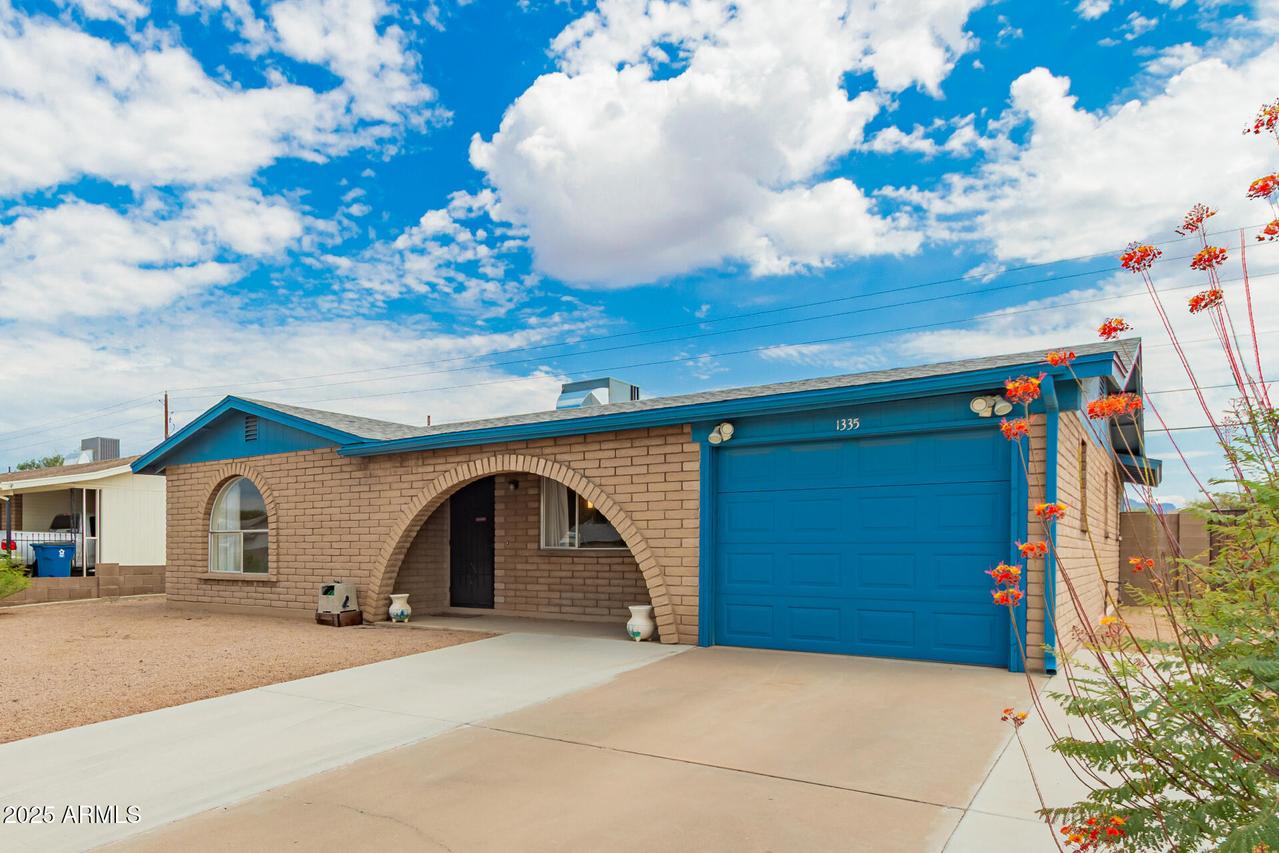 1335 S Mara Dr., Apache Junction, AZ 85120