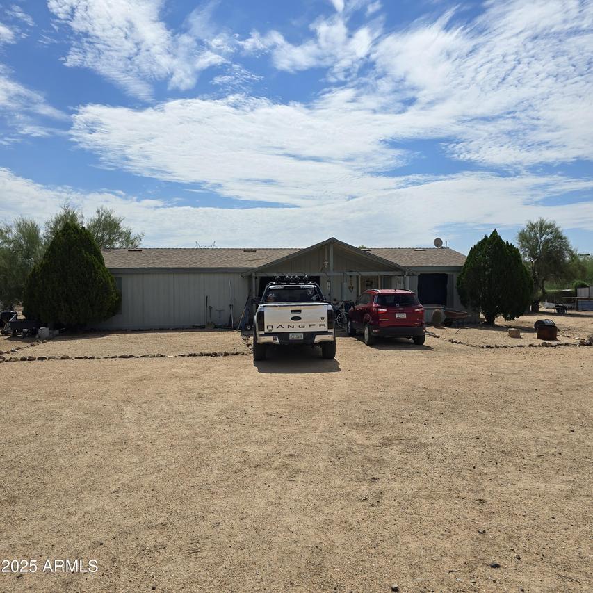 37027 N 19th St., Phoenix, AZ 85086