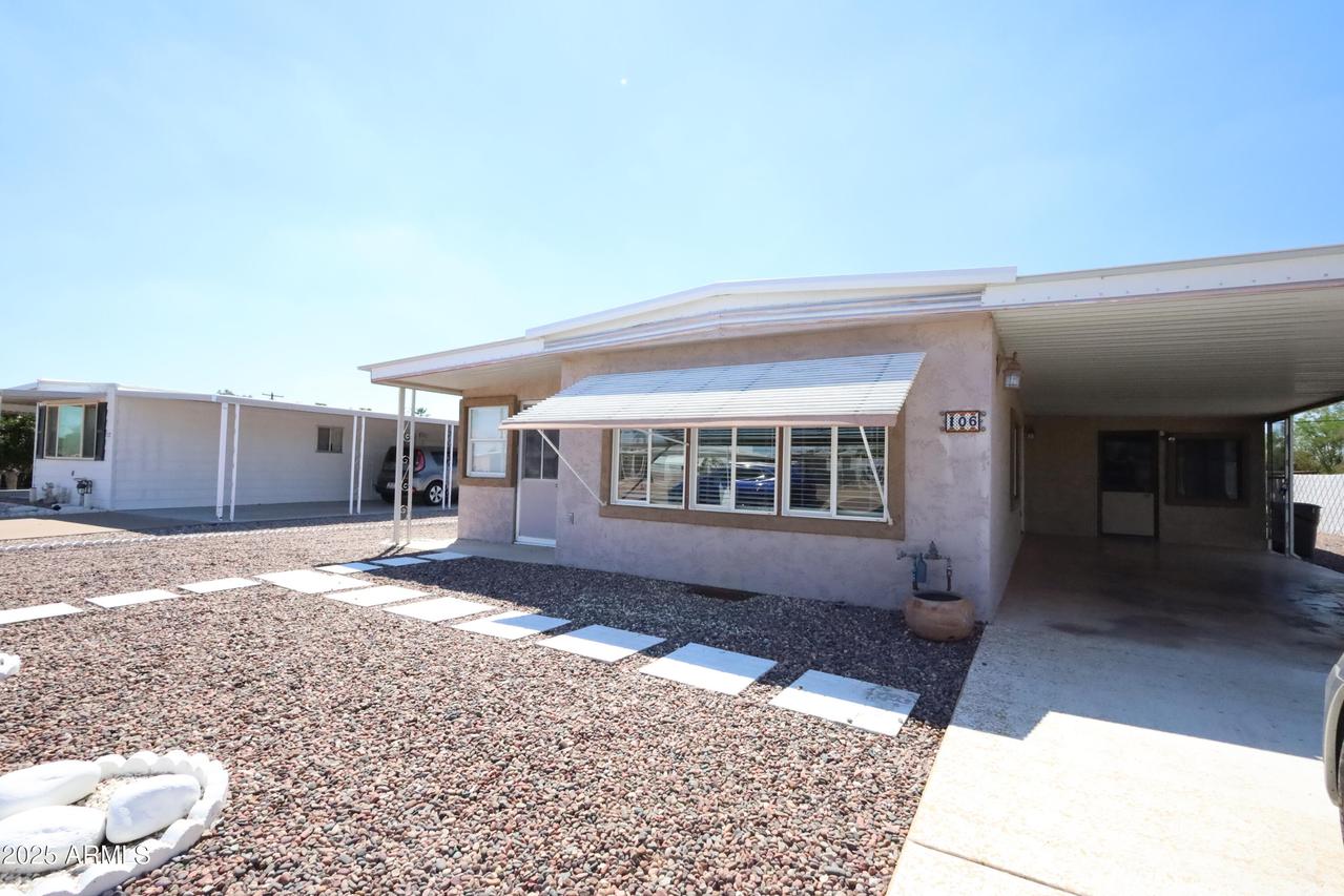 106 S 72nd Pl., Mesa, AZ 85208
