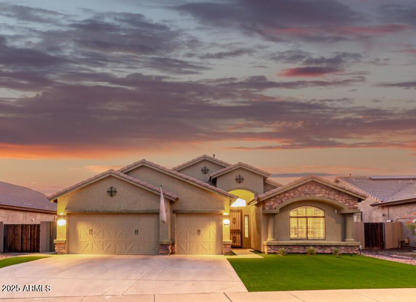854 S Del Rio Ct., Apache Junction, AZ 85120