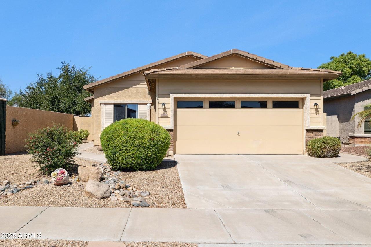 13872 W Country Gables Dr., Surprise, AZ 85379
