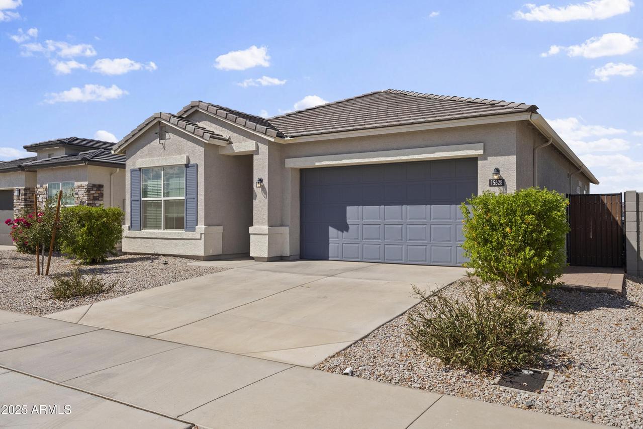 15628 W Smoketree Dr., Surprise, AZ 85387