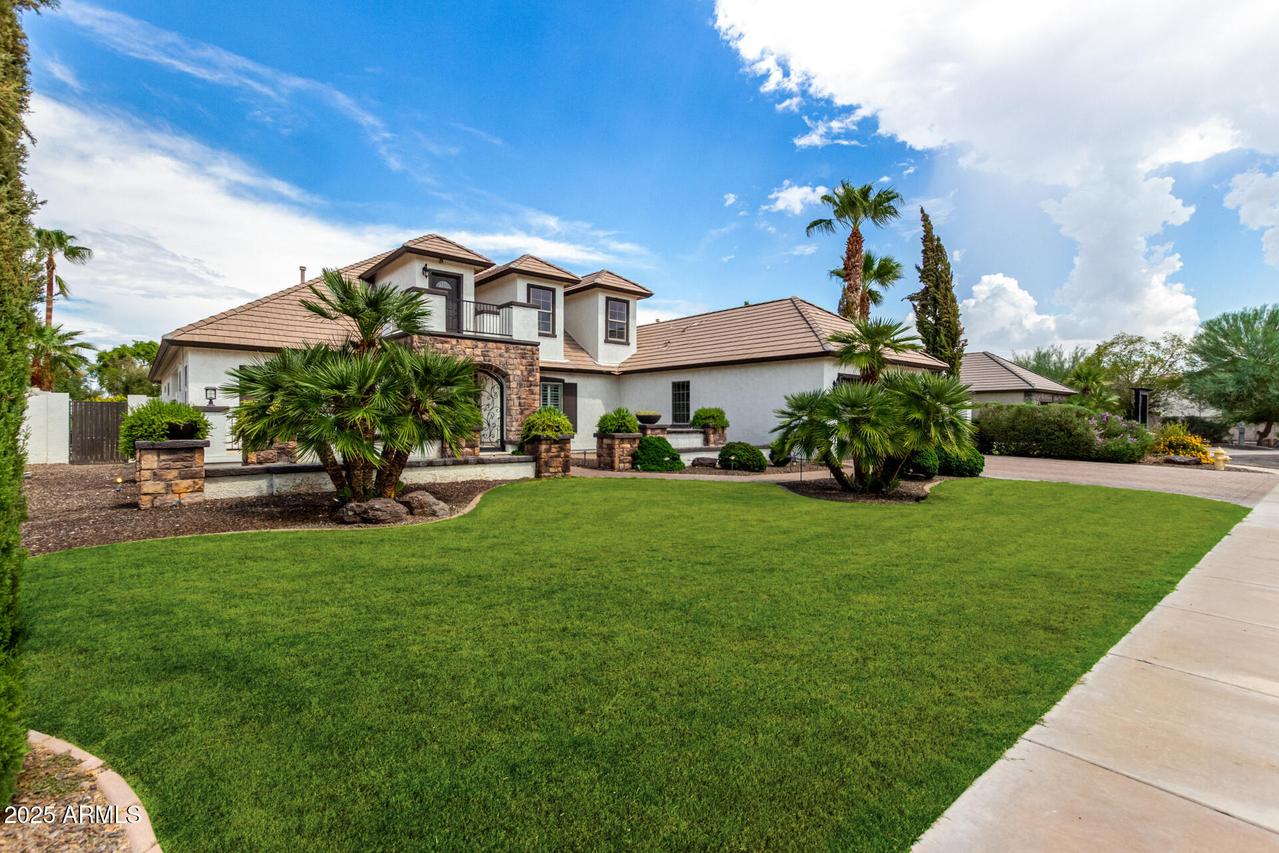 12714 W Colter St., Litchfield Park, AZ 85340