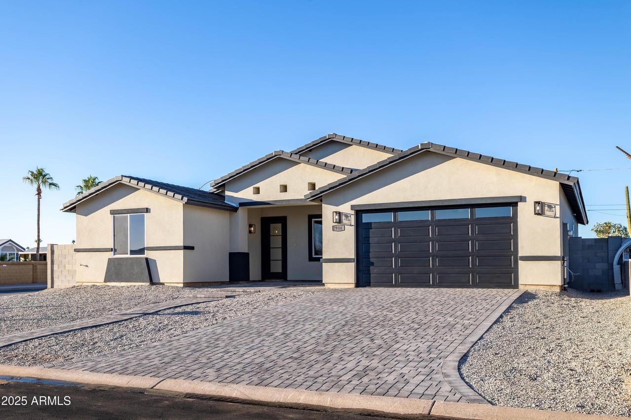 7918 E 6th Ave., Mesa, AZ 85208