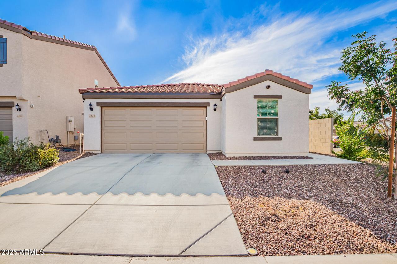 5814 S 23rd Dr., Phoenix, AZ 85041
