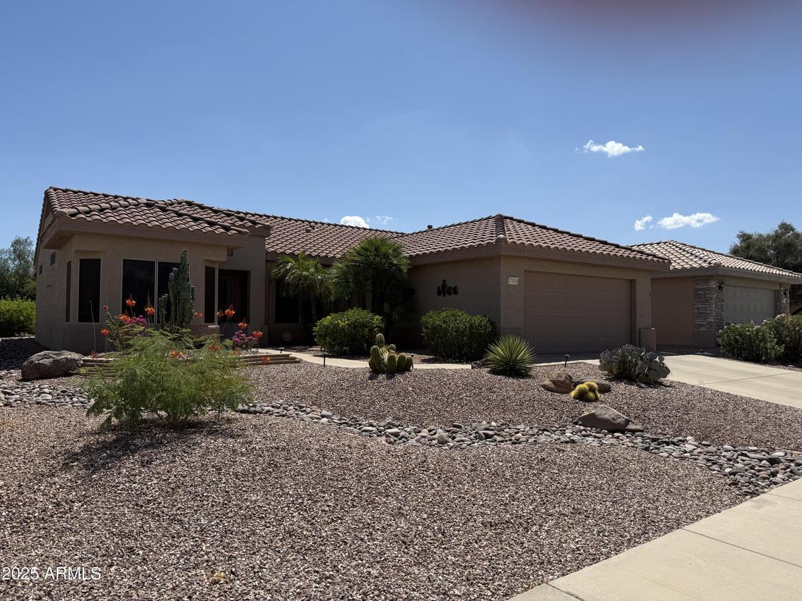 17619 N Thoroghbred Dr., Surprise, AZ 85374