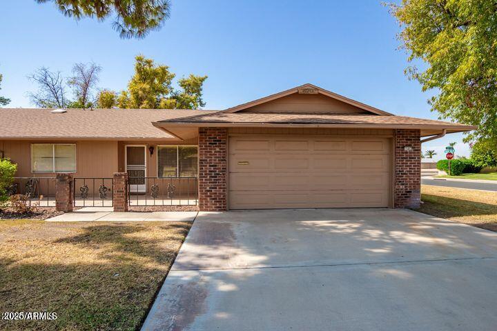 15462 N Lakeforest Dr., Sun City, AZ 85351