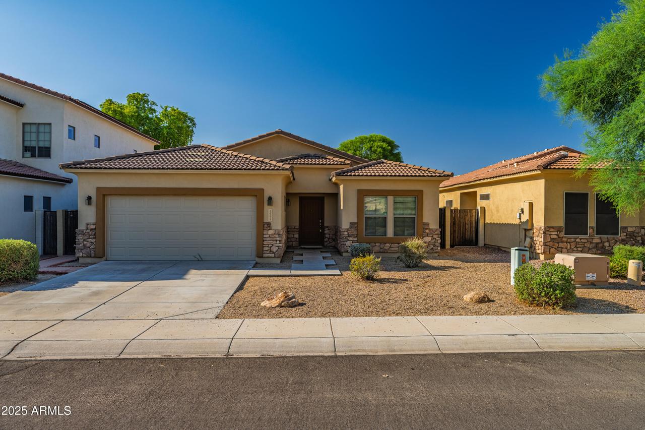 12121 W Ocotillo Ln., El Mirage, AZ 85335