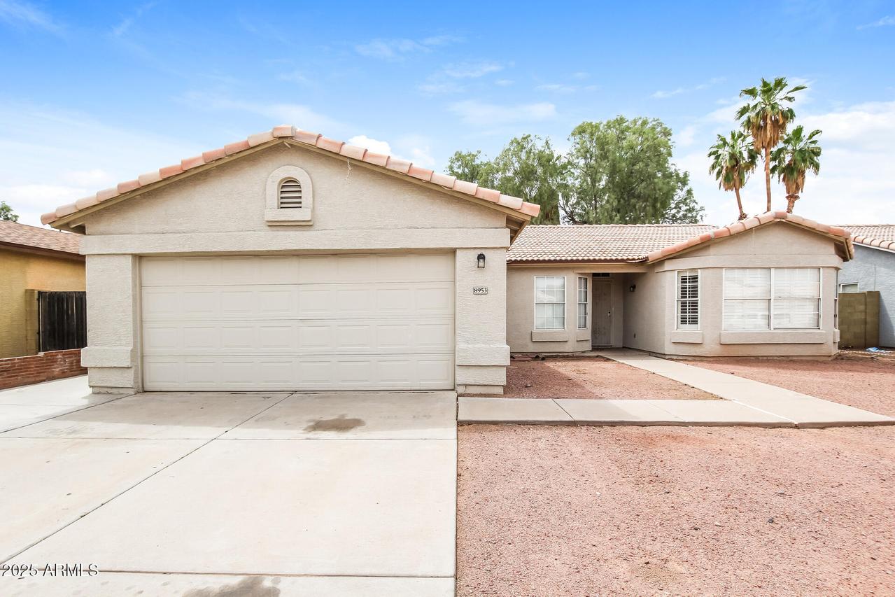 8953 W Monte Vista Rd., Phoenix, AZ 85037