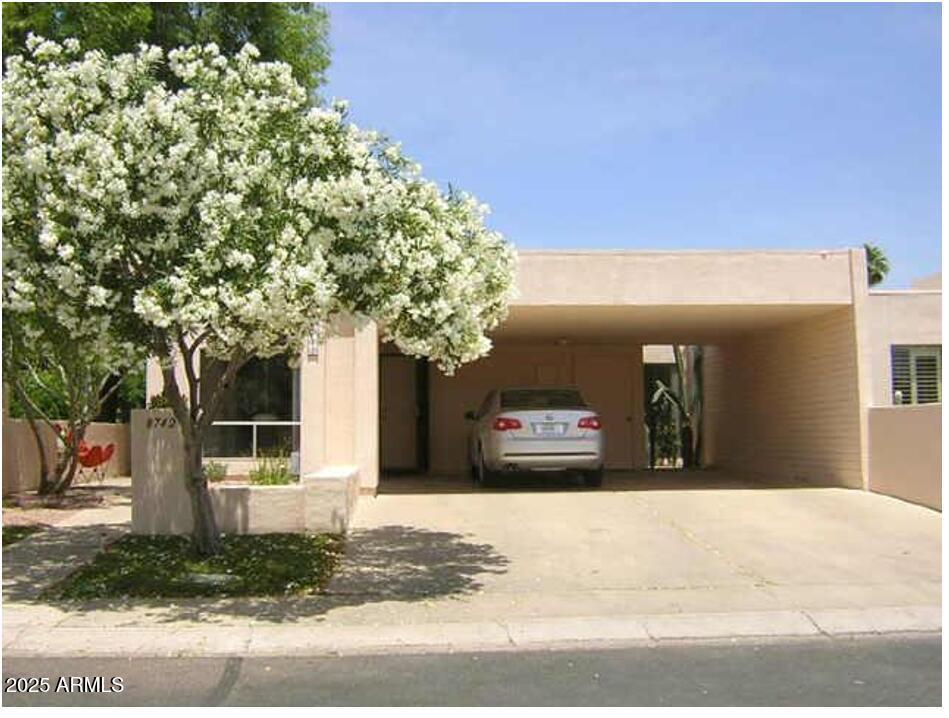 8742 E Via De Sereno St., Scottsdale, AZ 85258