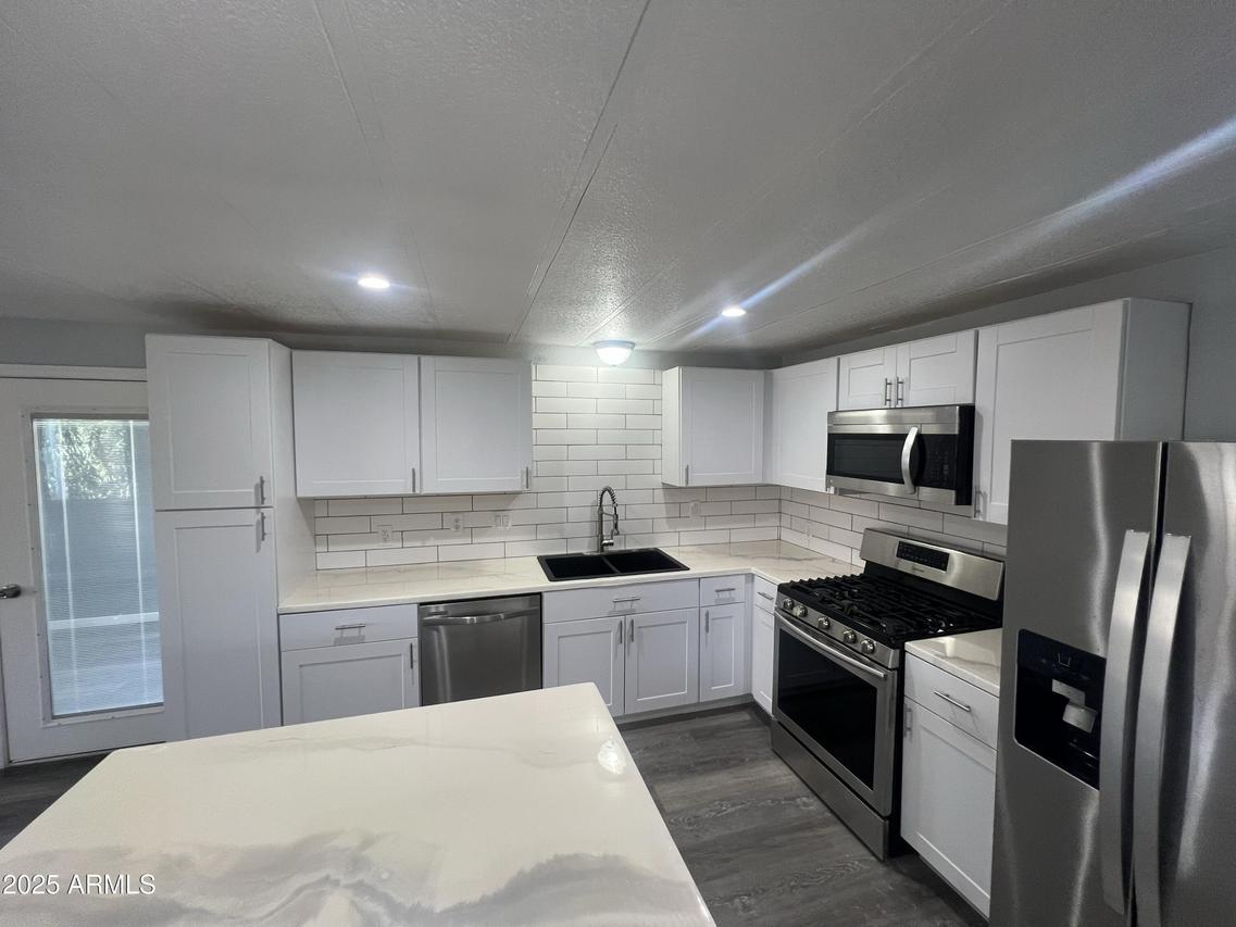 10701 N 99th Ave. #235, Peoria, AZ 85345