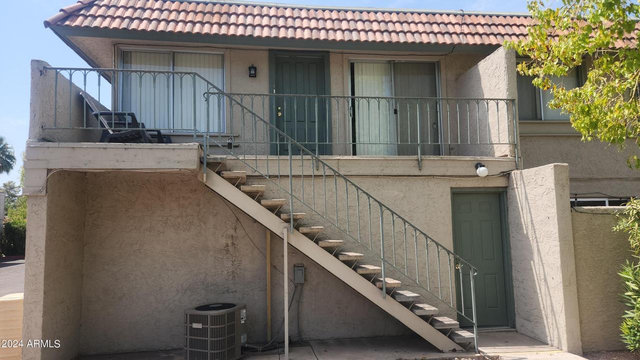 5610 S Doubloon Ct. #E, Tempe, AZ 85283