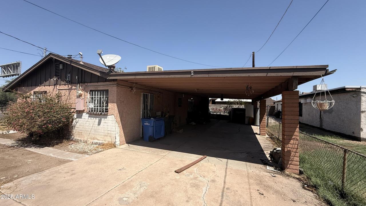1809 S 7th Ave., Phoenix, AZ 85007