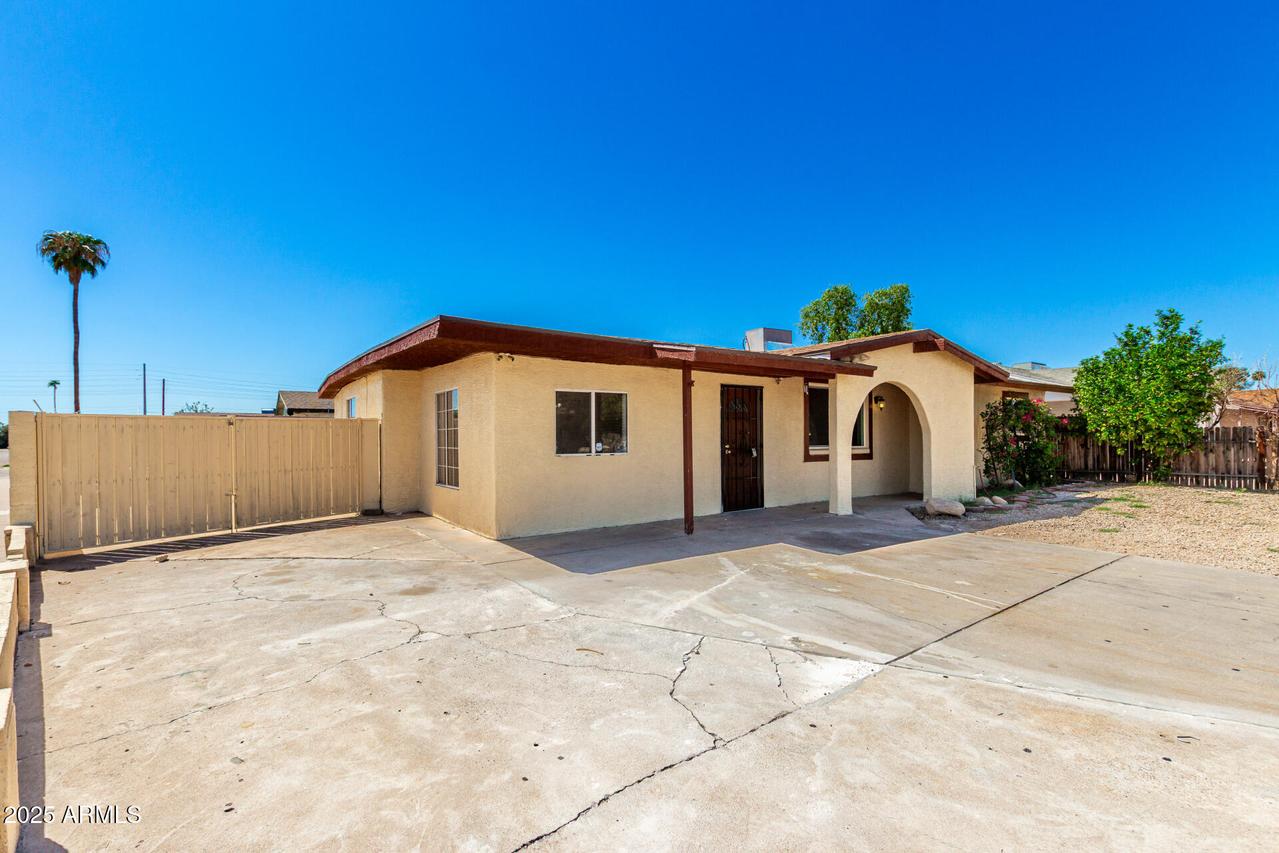 4501 W Mission Ln., Glendale, AZ 85302