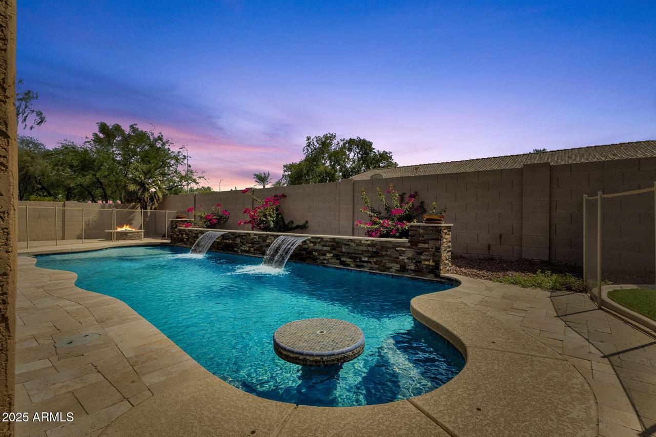 2073 W Spruce Dr., Chandler, AZ 85286