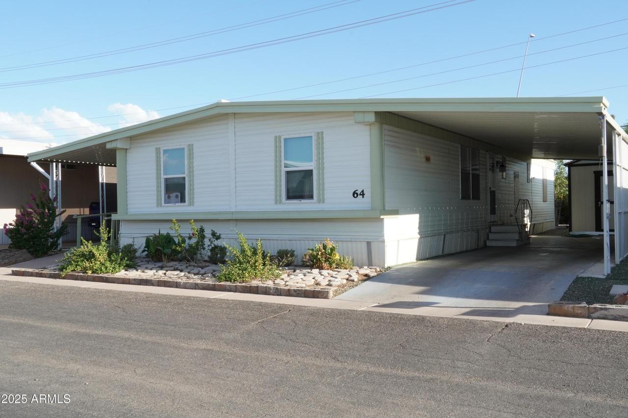 300 S Val Vista Dr. #64, Mesa, AZ 85204