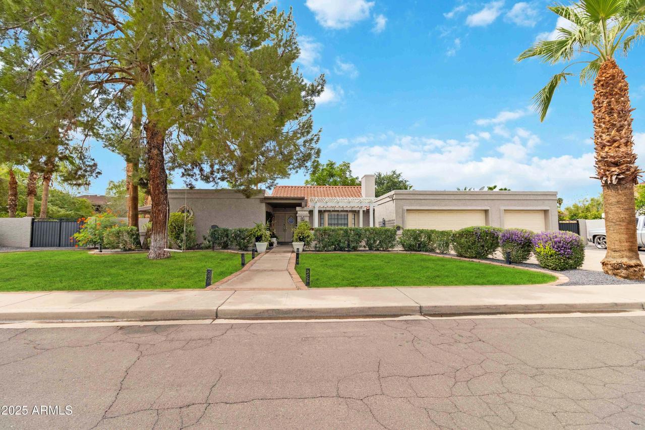 347 E Hope St., Mesa, AZ 85201