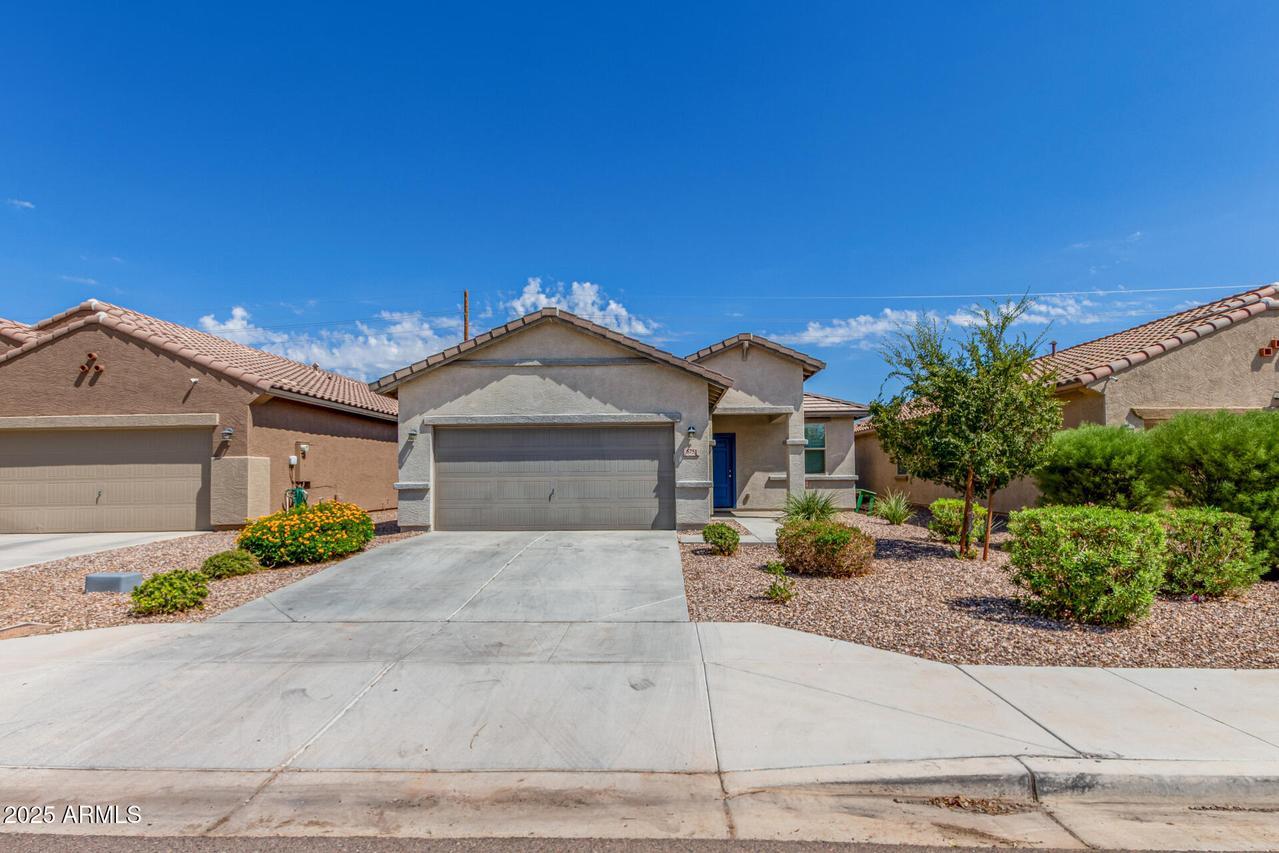 5751 N 71st Dr., Glendale, AZ 85303