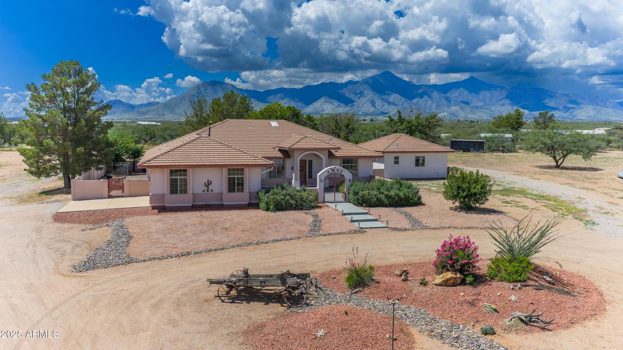 8910 S Rio Santiago, Hereford, AZ 85615