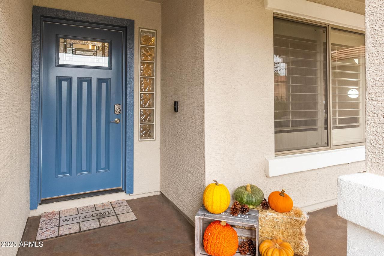 4660 E Torrey Pines Ln., Chandler, AZ 85249