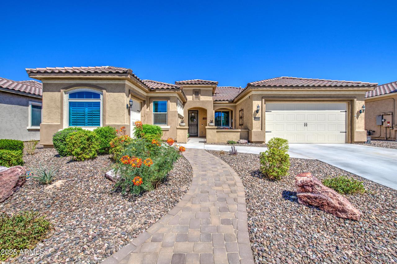 6314 W Muirfield Way, Florence, AZ 85132