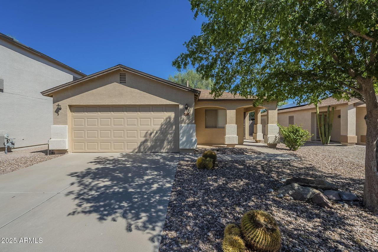1212 E Renegade Tr., San Tan Valley, AZ 85143