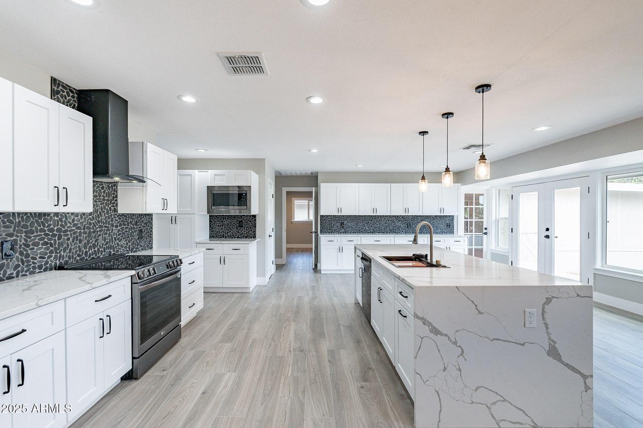 12518 W Skylark Dr., Sun City West, AZ 85375